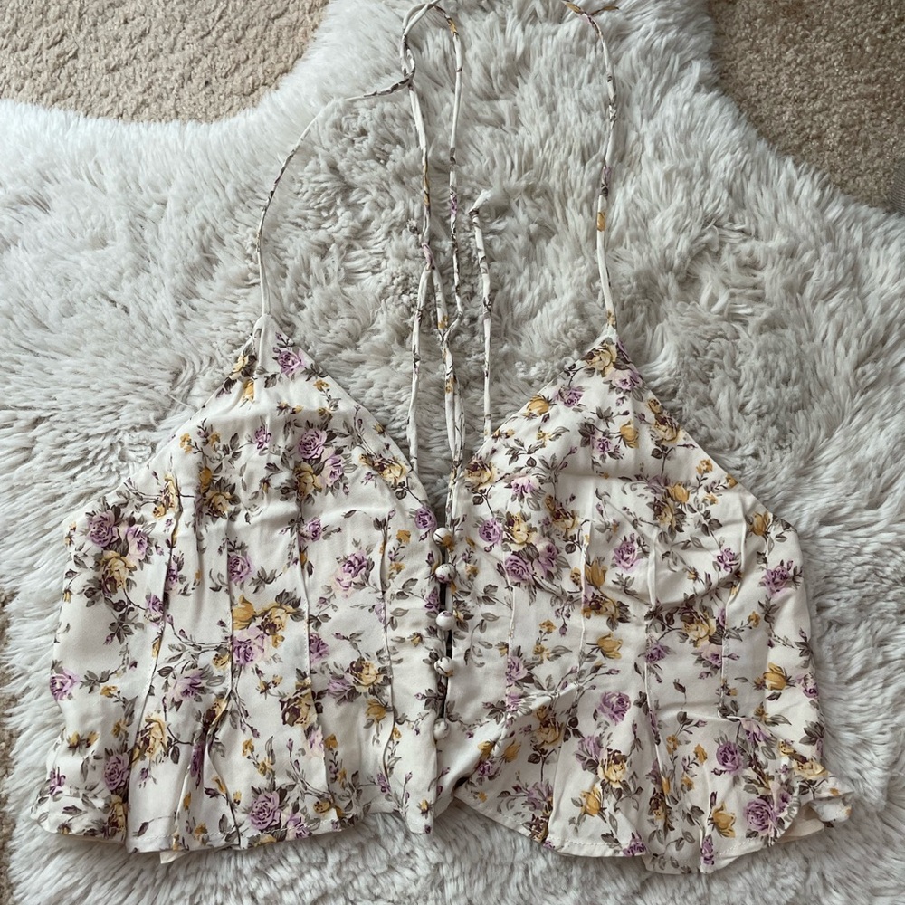 Lilyful crop delicate top M